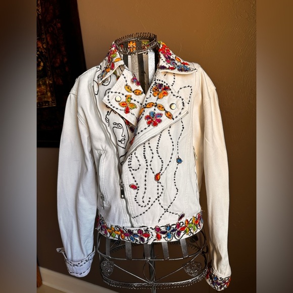 Handmade Upcycled White Denim Jacket Small Artist Embroidered One-of-a-Kind Coat - Picture 8 of 9